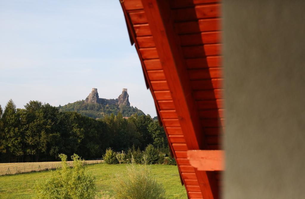 Отель Penzion Recall Troskovice Экстерьер фото